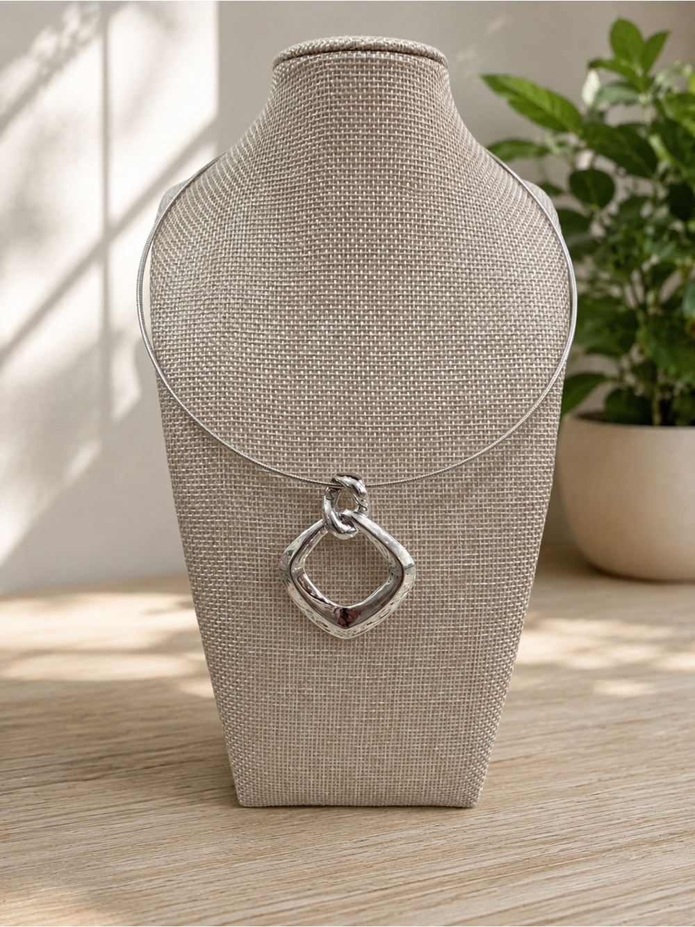 Silver Tone Geometric Open Pendant Necklace Modern Minimalist Statement Jewelry - Picture 2 of 4
